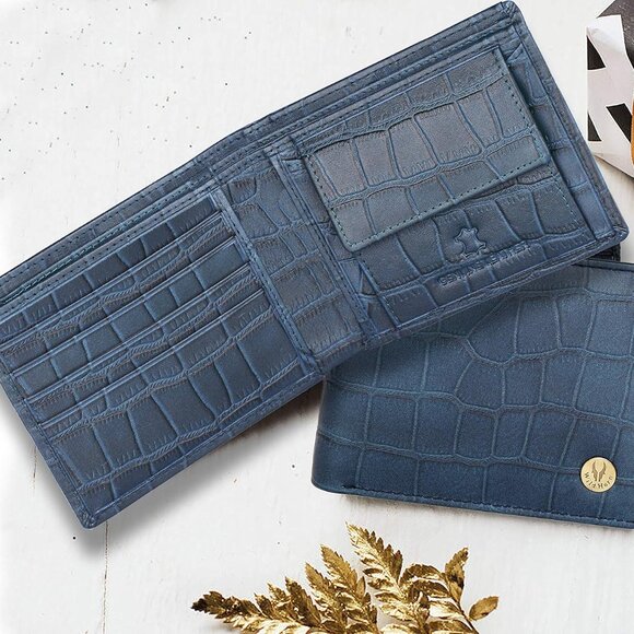 RFID Protected Genuine Leather Wallet for Men Slim Compact with Multiple Slots - Picture 5 of 8